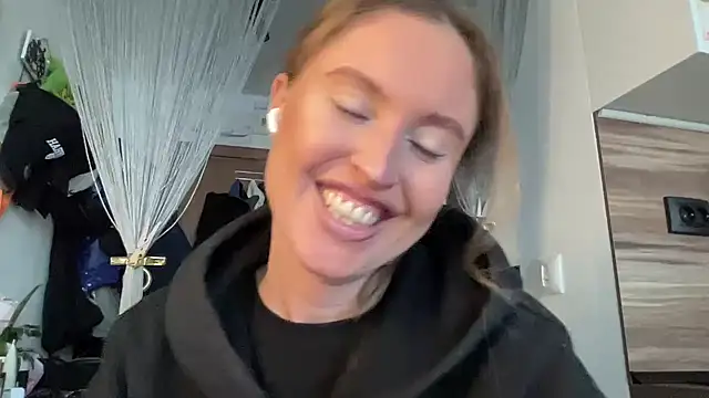 Ameli8 online show from 03-21-26, 11:14