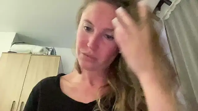 Ameli8 online show from 11-14-25, 06:00