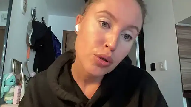 Ameli8 online show from 11-29-25, 09:53