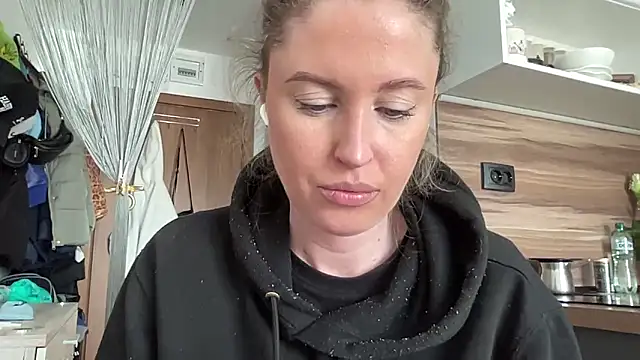 Ameli8 online show from 03-26-26, 12:14