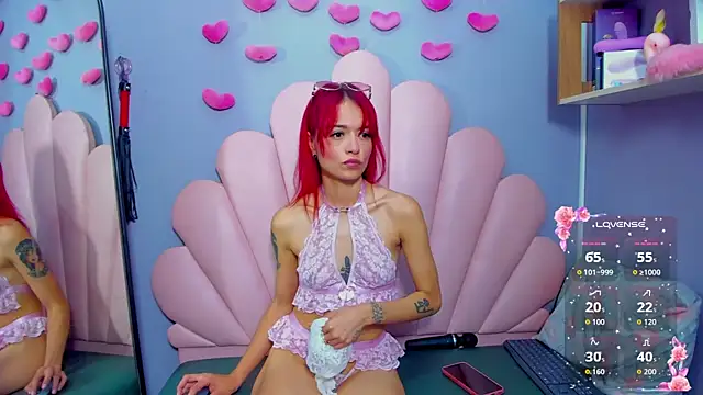 luci miller online show from 11-11-25, 03:01