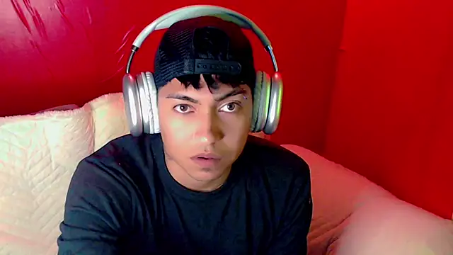 LPYsami773 online show from 11-08-25, 02:09