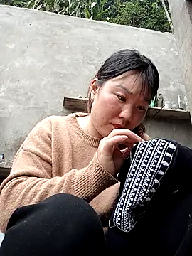 Helen kelly online show from 12-16-25, 09:02