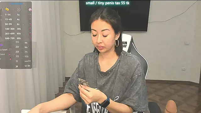 SofiaNour online show from 05-13-26, 04:03