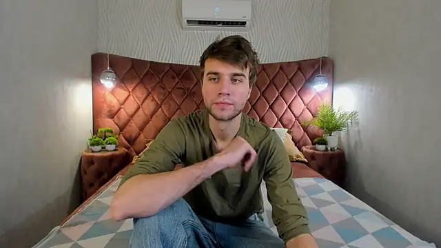 JonnahHell online show from 11-09-25, 01:37