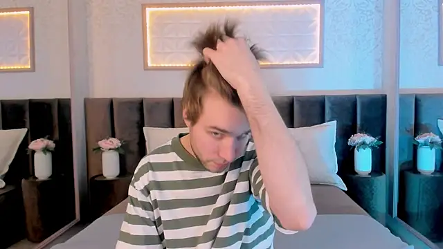 JonnahHell online show from 12-19-25, 01:46