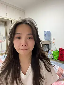 Hmm 0303 online show from 02-14-26, 03:01