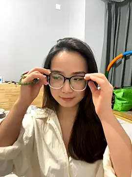 Hmm 0303 online show from 12-20-25, 02:53