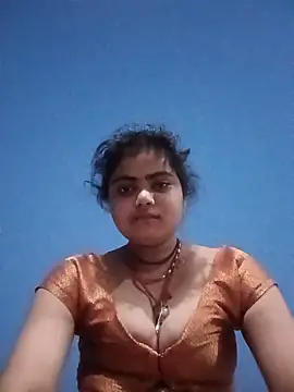 Snapshot of Riya_lovely0143 chatting on 06-10-26, 11:28 Riya lovely0143 online show from 06-10-26, 11:28