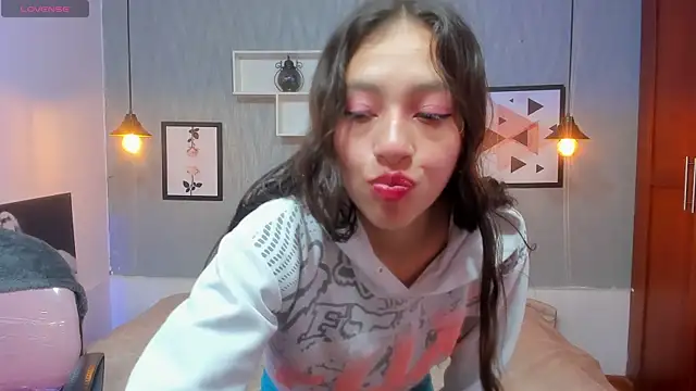 Valery clk online show from 11-05-25, 03:04