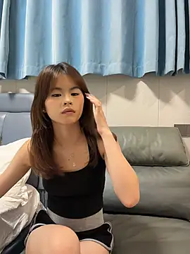 Snapshot of yang888403 chatting on 07-08-26, 01:23 yang888403 online show from 07-08-26, 01:23
