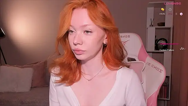 Elisahsthetics online show from 04-05-26, 12:17