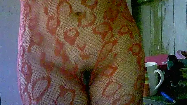 Snapshot of Zulreyna chatting on 02-18-26, 02:53 Zulreyna online show from 02-18-26, 02:53