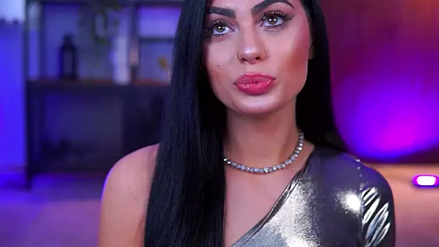 RavennaDArcy online show from 01-11-26, 07:21