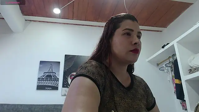 SweetSurrender69 online show from 11-08-25, 03:32