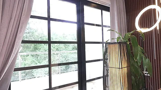 Snapshot of alicia_xoxo chatting on 01-18-26, 08:23 alicia xoxo online show from 01-18-26, 08:23