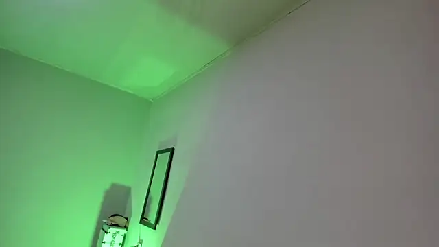 Snapshot of luanaw1 chatting on 02-22-26, 03:57 luanaw1 online show from 02-22-26, 03:57