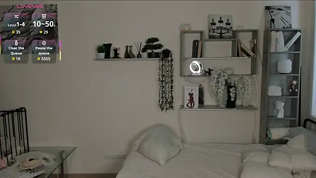 TawnyaVanschaick online show from 02-22-26, 09:55