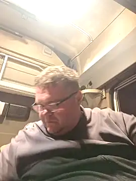 Grase44 online show from 11-27-25, 05:24