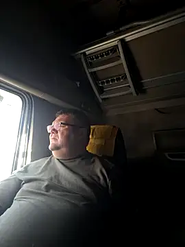 Grase44 online show from 03-06-26, 01:28