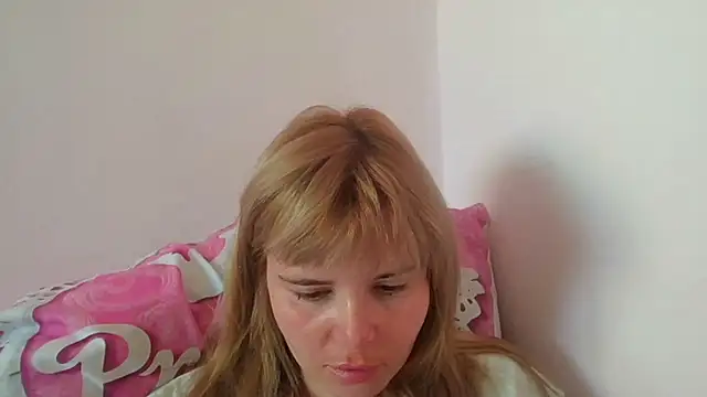 HornyElena online show from 07-25-26, 02:12