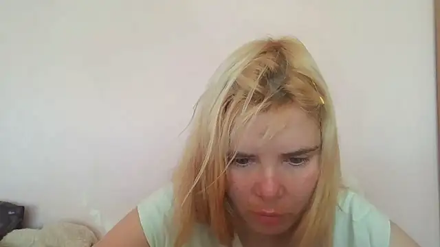 HornyElena online show from 06-27-26, 08:09