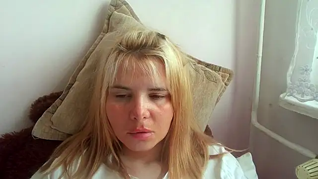 HornyElena online show from 04-10-26, 01:18