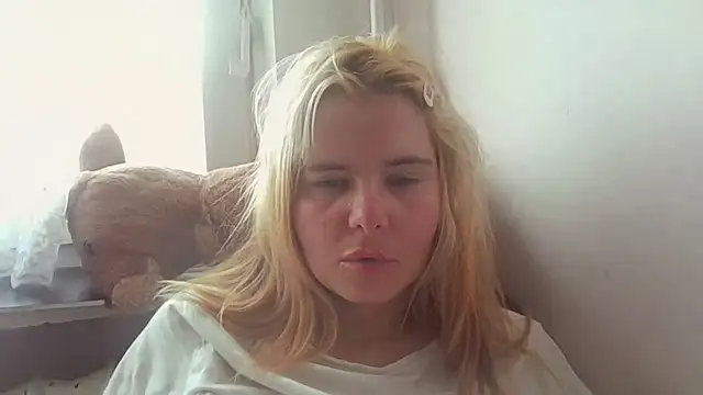 HornyElena online show from 06-20-26, 04:34