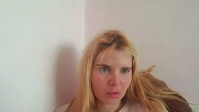 HornyElena online show from 07-19-26, 10:12