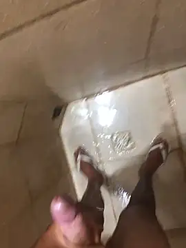 Snapshot of Luan1267 chatting on 12-05-25, 07:45 Luan1267 online show from 12-05-25, 07:45