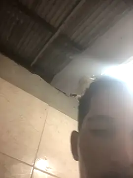 Snapshot of Luan1267 chatting on 11-09-25, 02:21 Luan1267 online show from 11-09-25, 02:21