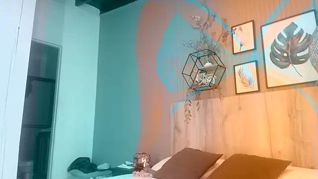 Snapshot of samanta_dream9 chatting on 11-07-25, 07:40 samanta dream9 online show from 11-07-25, 07:40