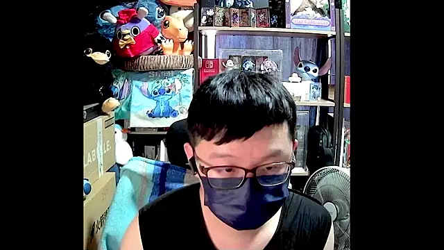 Snapshot of kk05483 chatting on 05-15-26, 09:18 kk05483 online show from 05-15-26, 09:18
