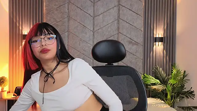  ViolletteNoir  online show from 11-22-25, 08:08