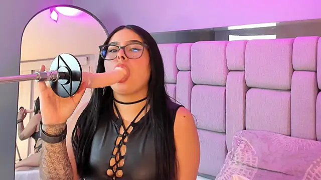 Amy whittee online show from 12-05-25, 07:23