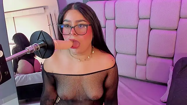 Amy whittee online show from 12-13-25, 08:04