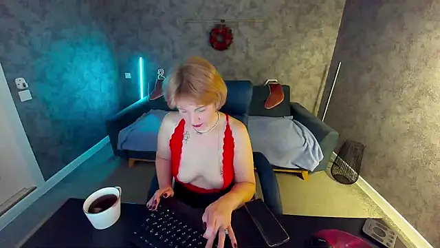 AmaraNights online show from 01-15-26, 08:56