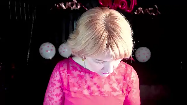 Snapshot of AmaraNights chatting on 02-11-26, 01:55 AmaraNights online show from 02-11-26, 01:55