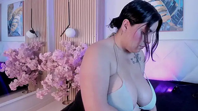 karo linee1 online show from 02-20-26, 12:07