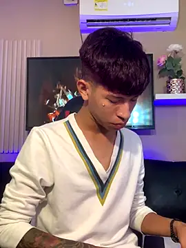 Snapshot of Tessachains_2_ chatting on 11-15-25, 11:09 Tessachains 2 online show from 11-15-25, 11:09