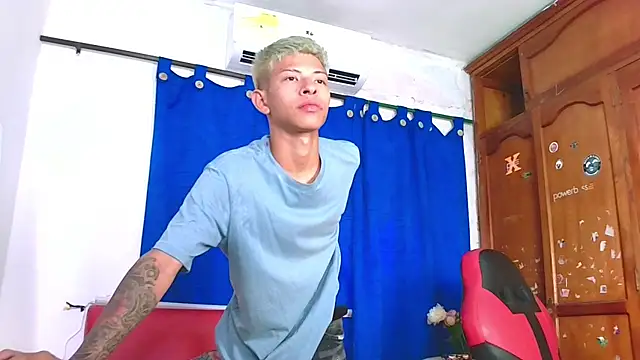 Snapshot of Tessachains_2_ chatting on 02-23-26, 05:35 Tessachains 2 online show from 02-23-26, 05:35