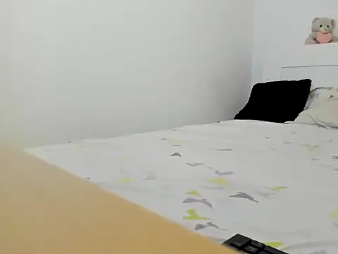 Blueee diamond online show from 11-08-25, 02:20