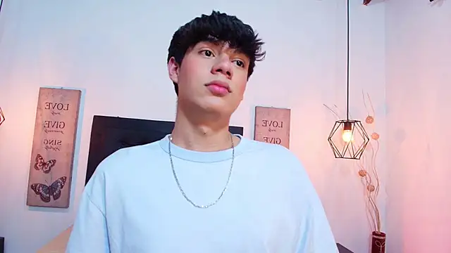 Isaac Kurtt online show from 11-20-25, 08:53