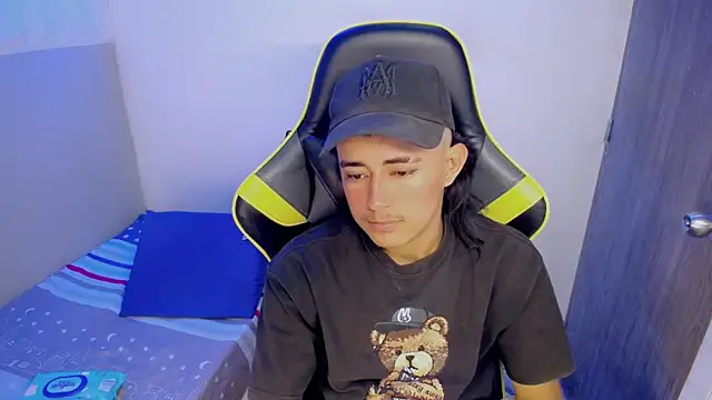 Tatann 18 online show from 03-06-26, 10:05