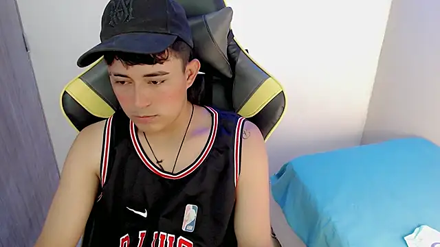 Tatann 18 online show from 11-26-25, 08:31