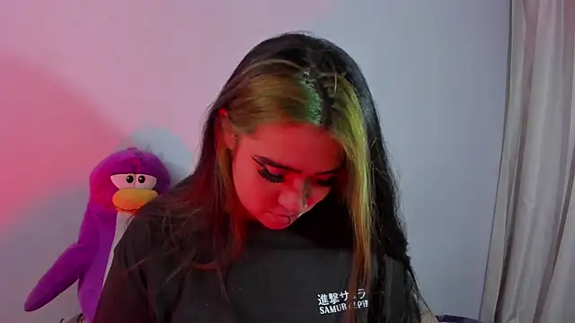 Lilith Zenith  online show from 11-21-25, 04:22