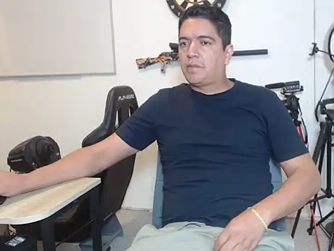 yayo 33 online show from 11-06-25, 01:53