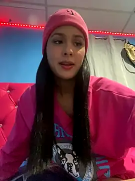 Chiquinquira3 online show from 11-23-25, 04:44