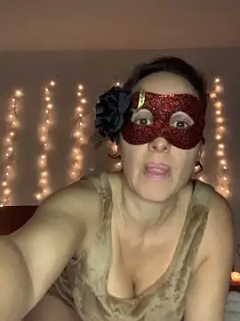 Snapshot of massagistahotbrunette chatting on 02-06-26, 10:50 massagistahotbrunette online show from 02-06-26, 10:50