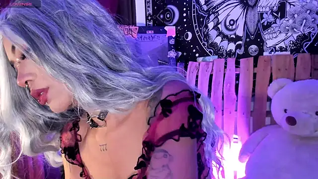 ivybank online show from 12-19-25, 07:38